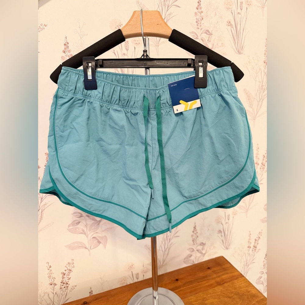 NWT Women’s Old Navy Quick Dry Teal Athletic Shorts Size S